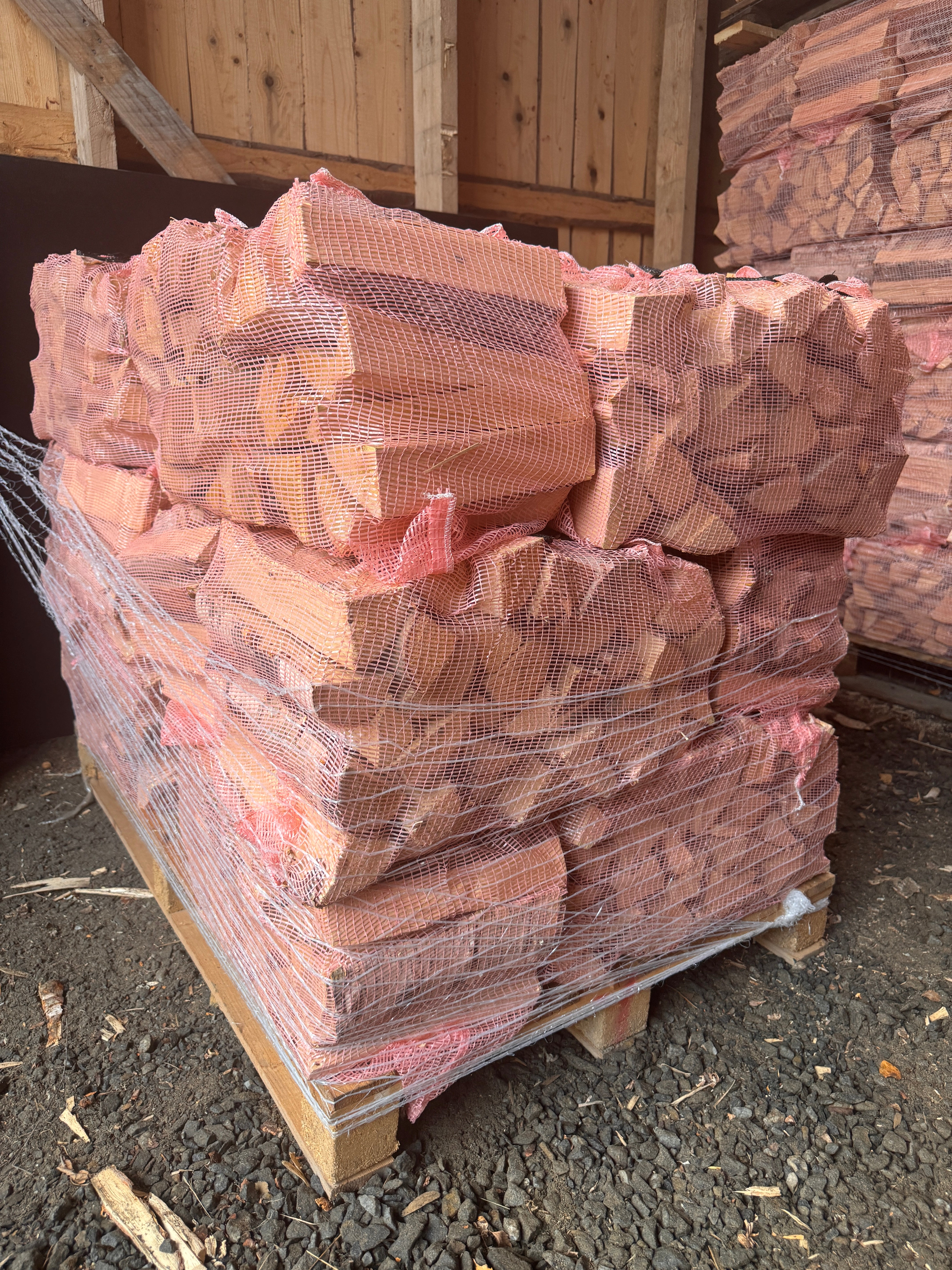 Polttopuut - Koivuklapit lavalla 18 kpl