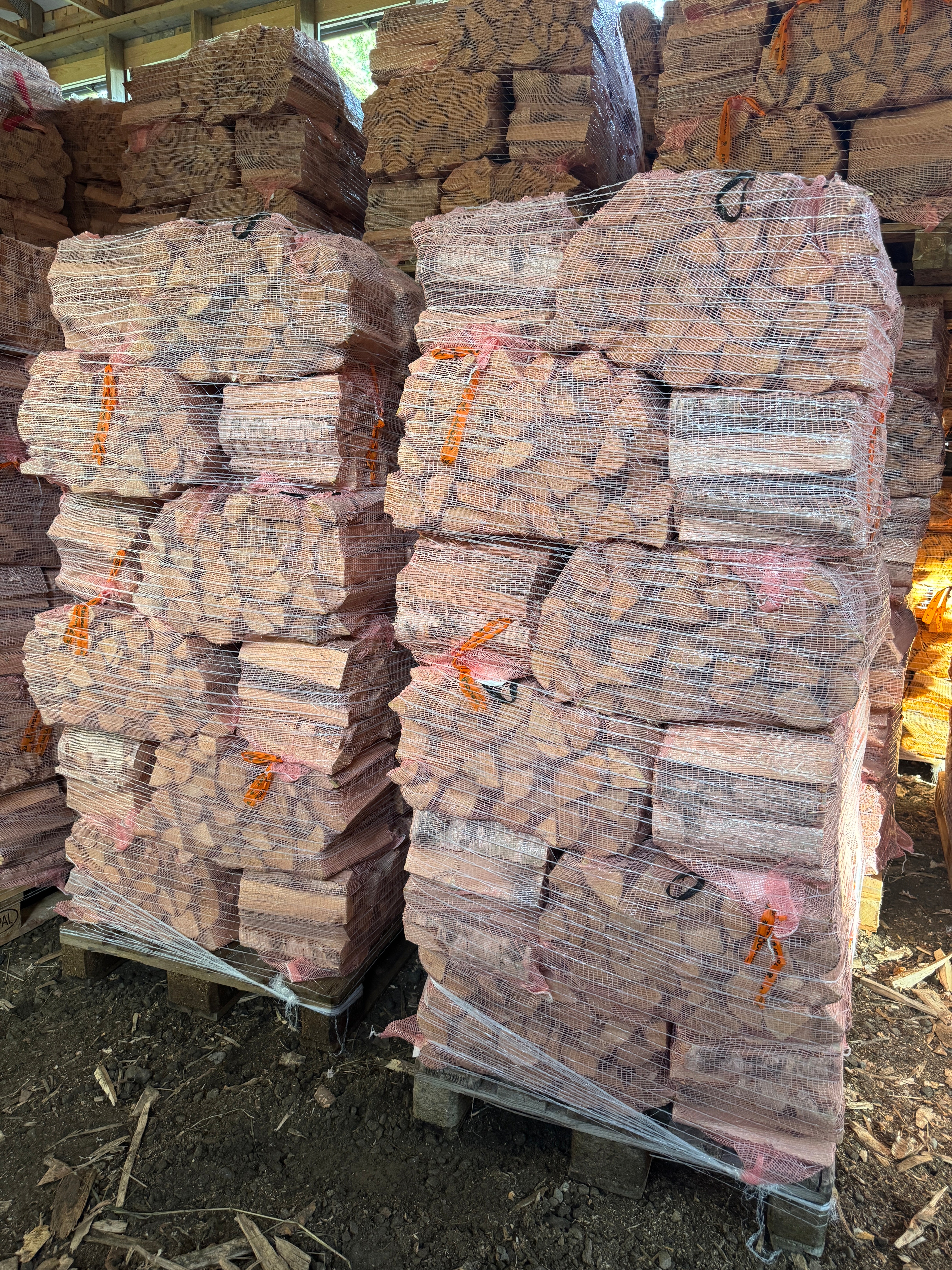 Koivuklapit valmiina toimitukseen - Kakkoslaatu